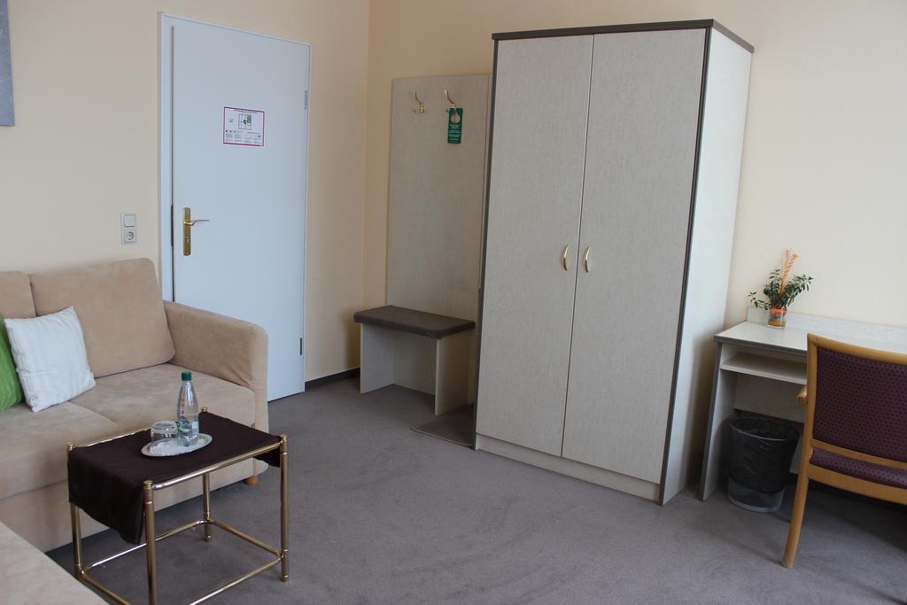 Hotel 1a