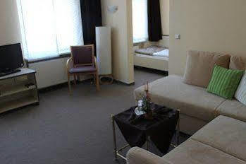 Hotel 1a